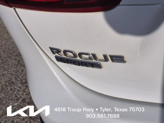Used 2018 Nissan Rogue Sport SL w/ SL Premium Package FWD image 12
