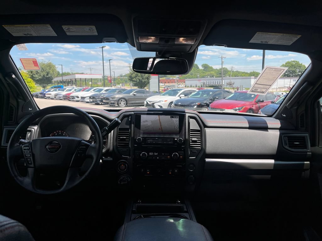 Used 2022 Nissan Titan PRO-4X w/ Pro-4x Convenience Package AWD/4WD image 21