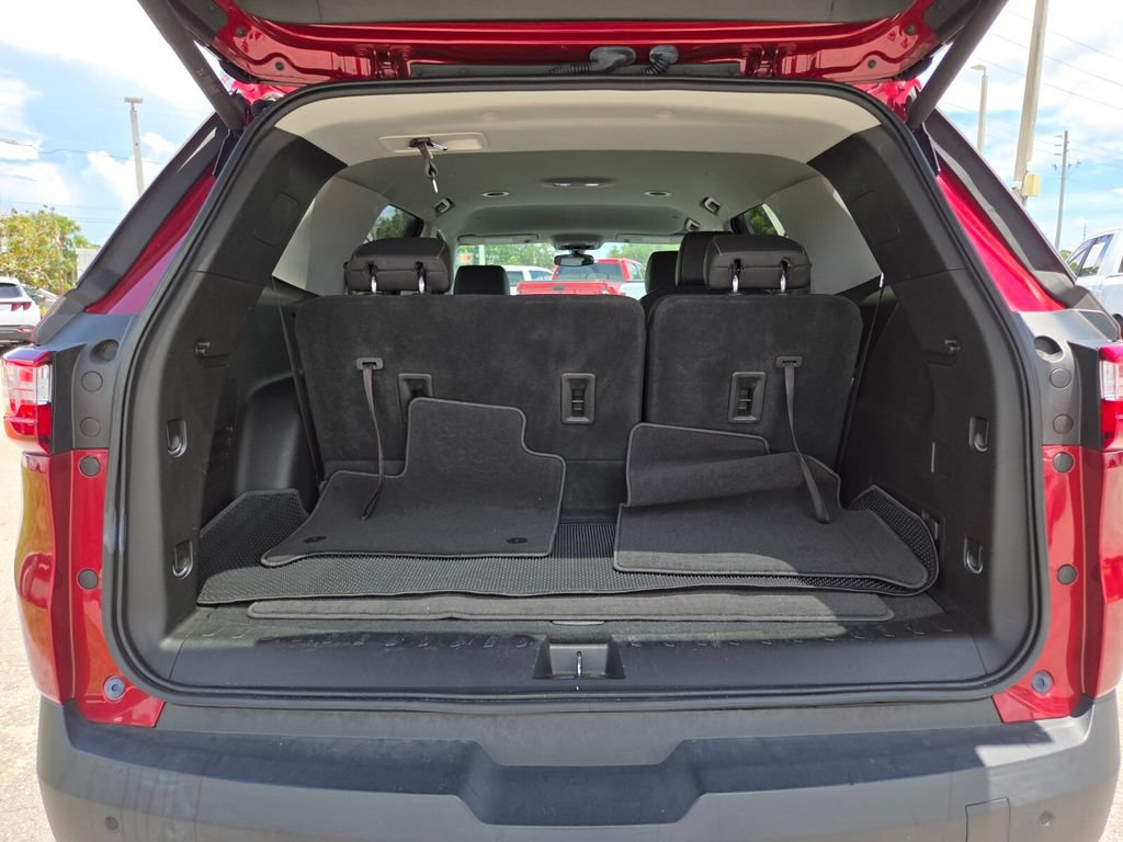 Used 2019 Chevrolet Traverse LT FWD image 21