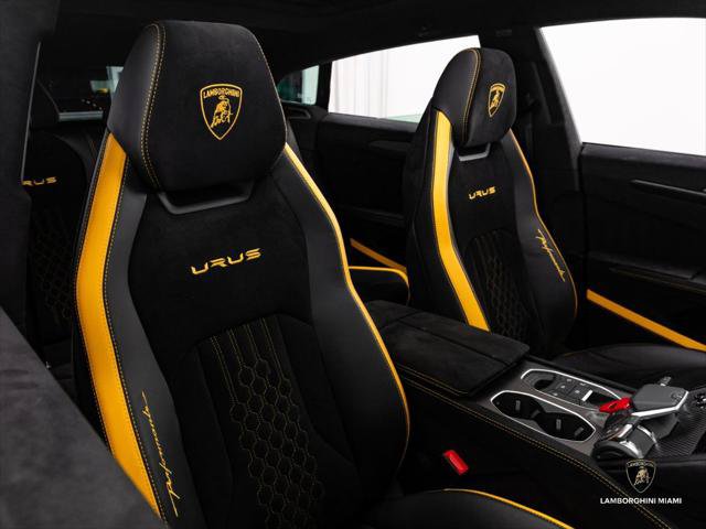 Used 2024 Lamborghini Urus Performante AWD/4WD image 48