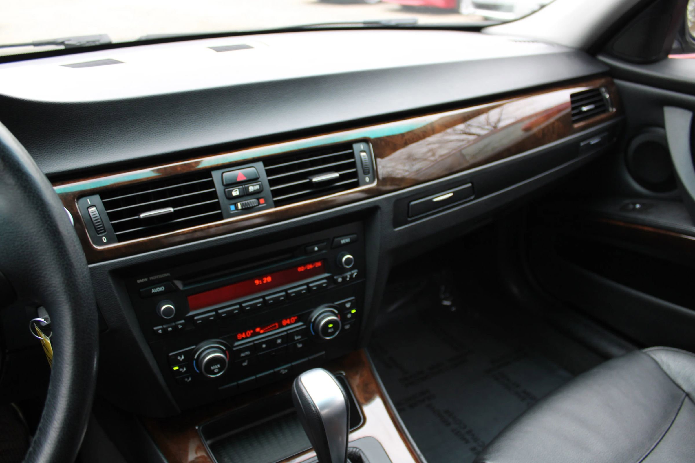 Used 2011 BMW 328i xDrive Sedan w/ Premium Pkg image 17