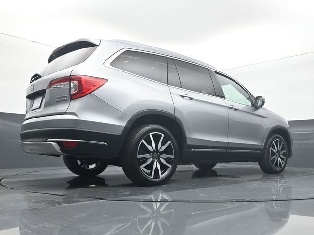 Used 2021 Honda Pilot Touring image 11