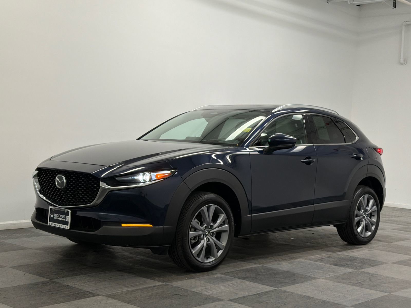Certified 2025 MAZDA CX-30 AWD 2.5 S w/ Premium Package image 1