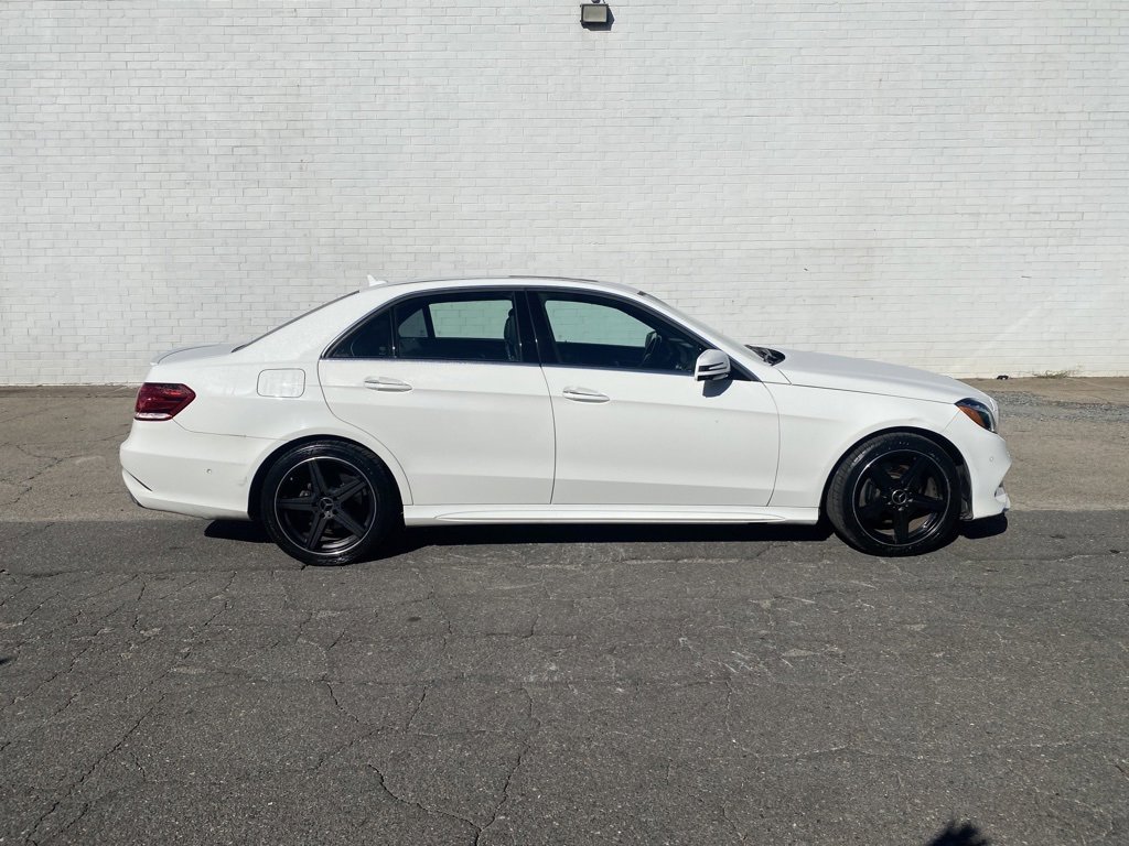Used 2014 Mercedes-Benz E 250 BlueTEC Sedan image 1