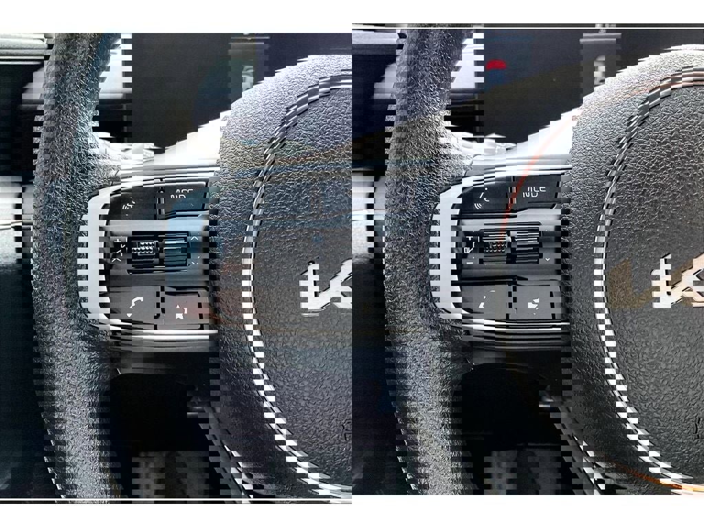 Used 2025 Kia K5 LXS image 20