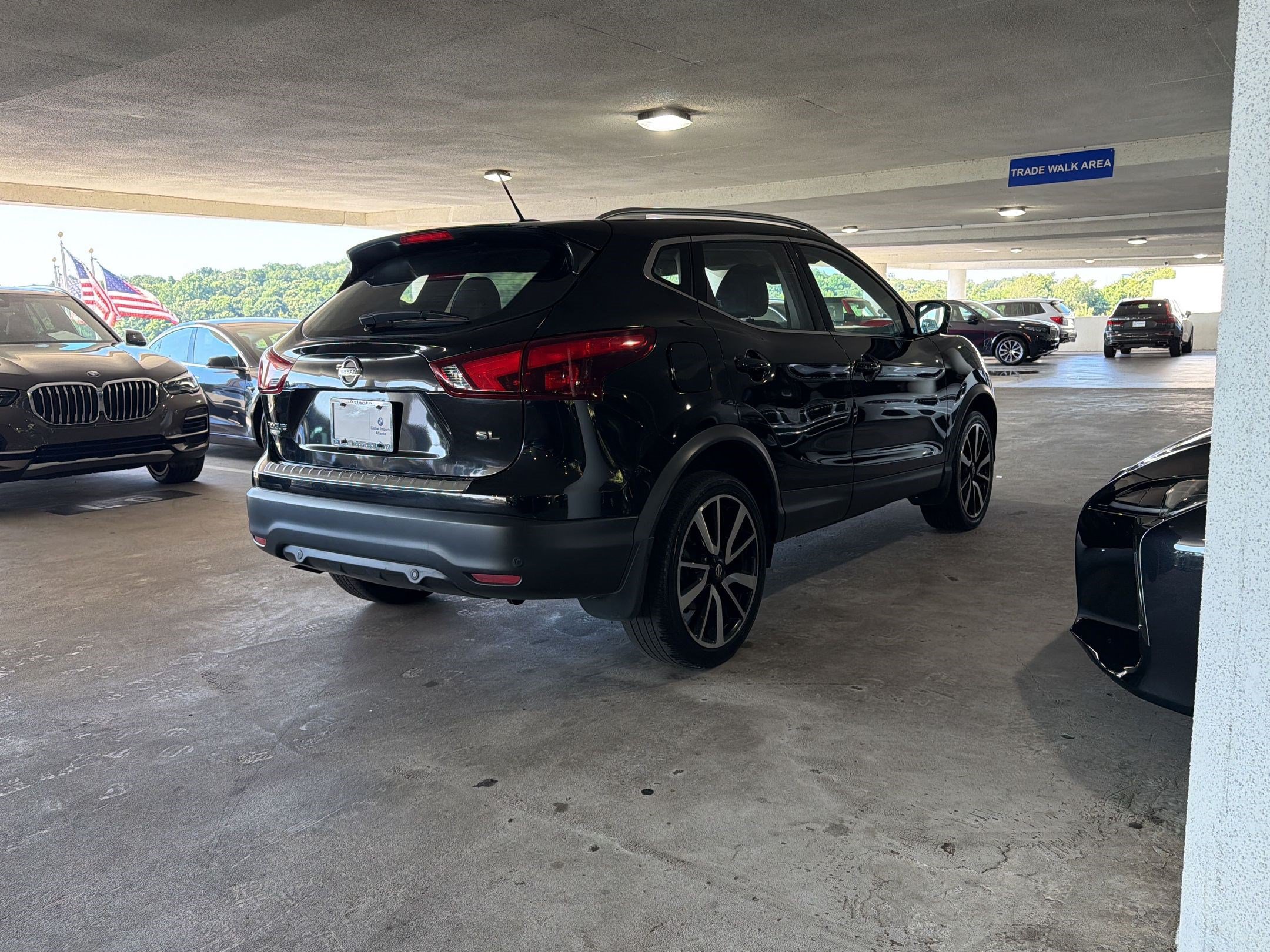 Used 2019 Nissan Rogue Sport SL FWD image 8