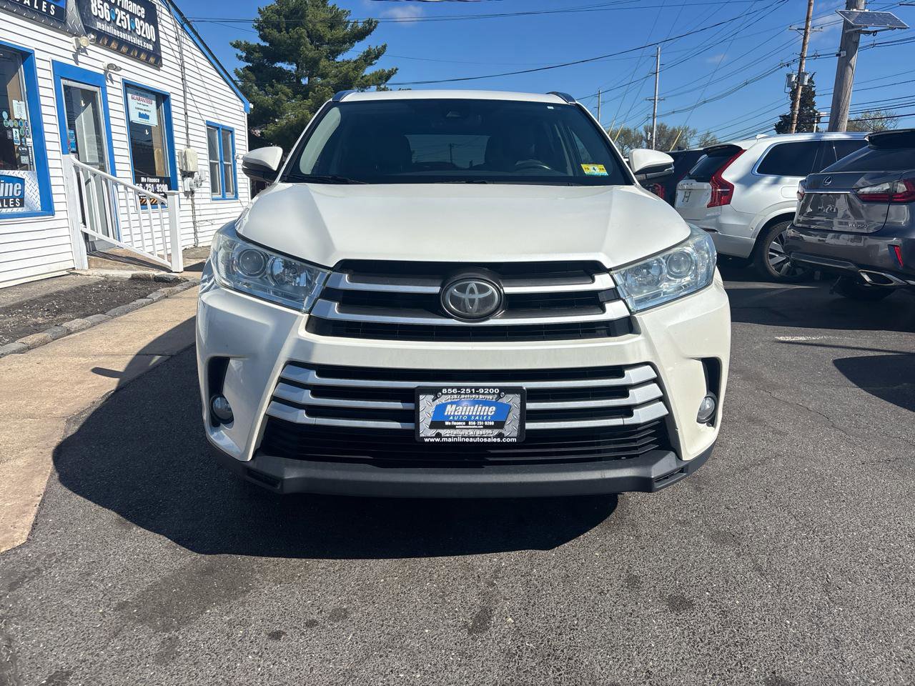 Used 2017 Toyota Highlander XLE image 10