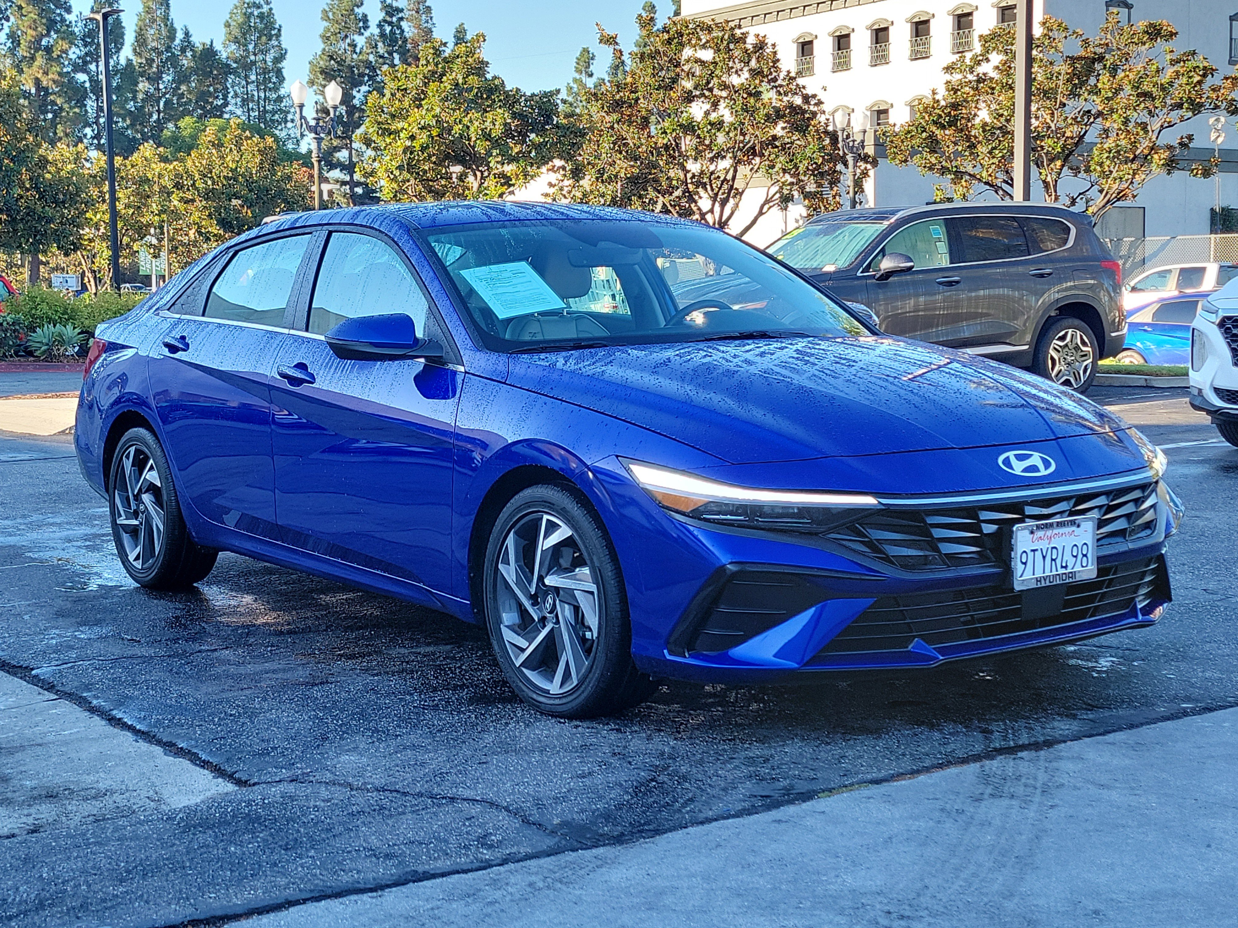 Certified 2025 Hyundai Elantra Limited image 25