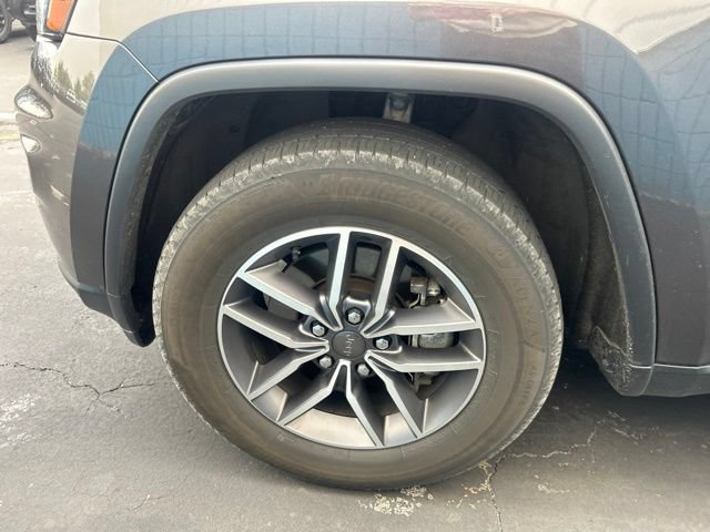 Used 2021 Jeep Grand Cherokee Limited w/ Premium Lighting Group AWD/4WD image 10