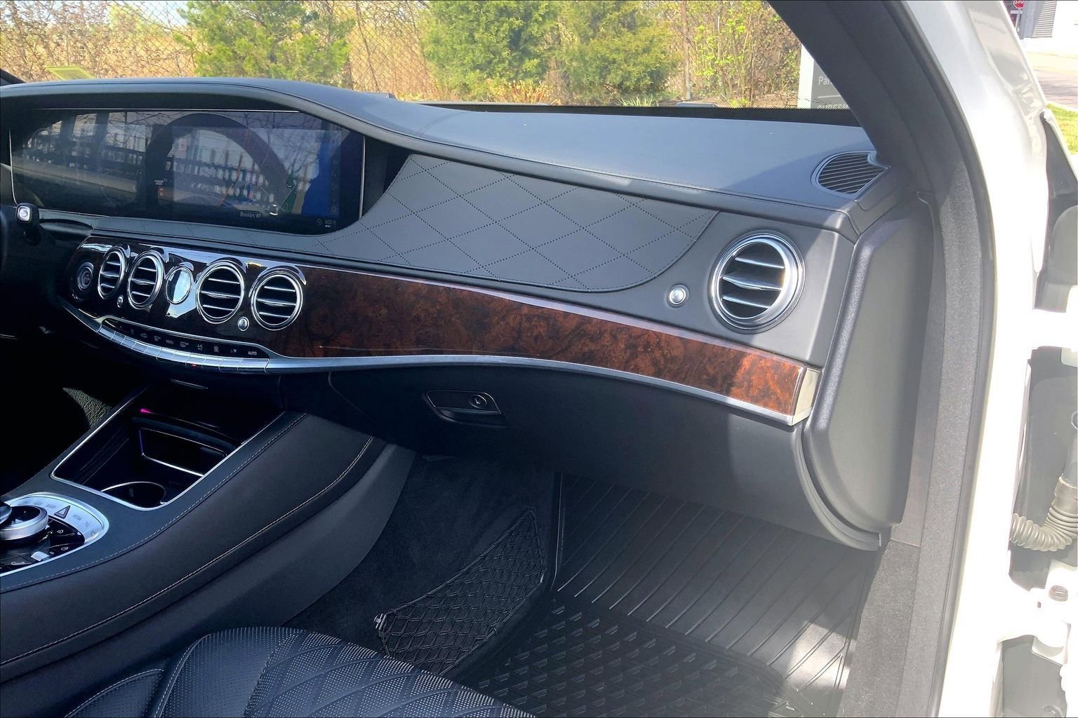 Used 2018 Mercedes-Benz S 560 4MATIC Sedan image 18