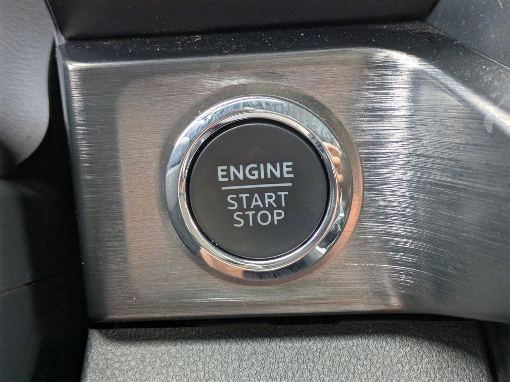 Used 2024 Ford F250 Lariat image 33