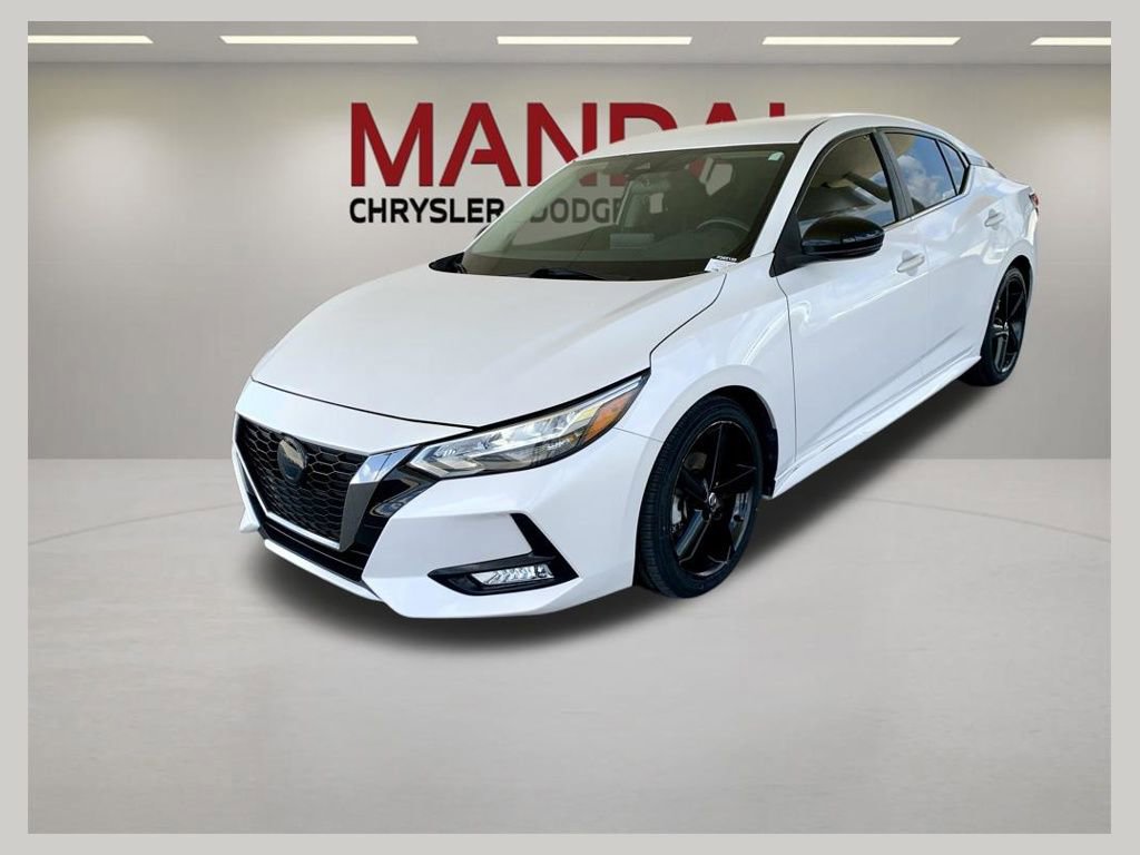Used 2022 Nissan Sentra SR FWD image 1