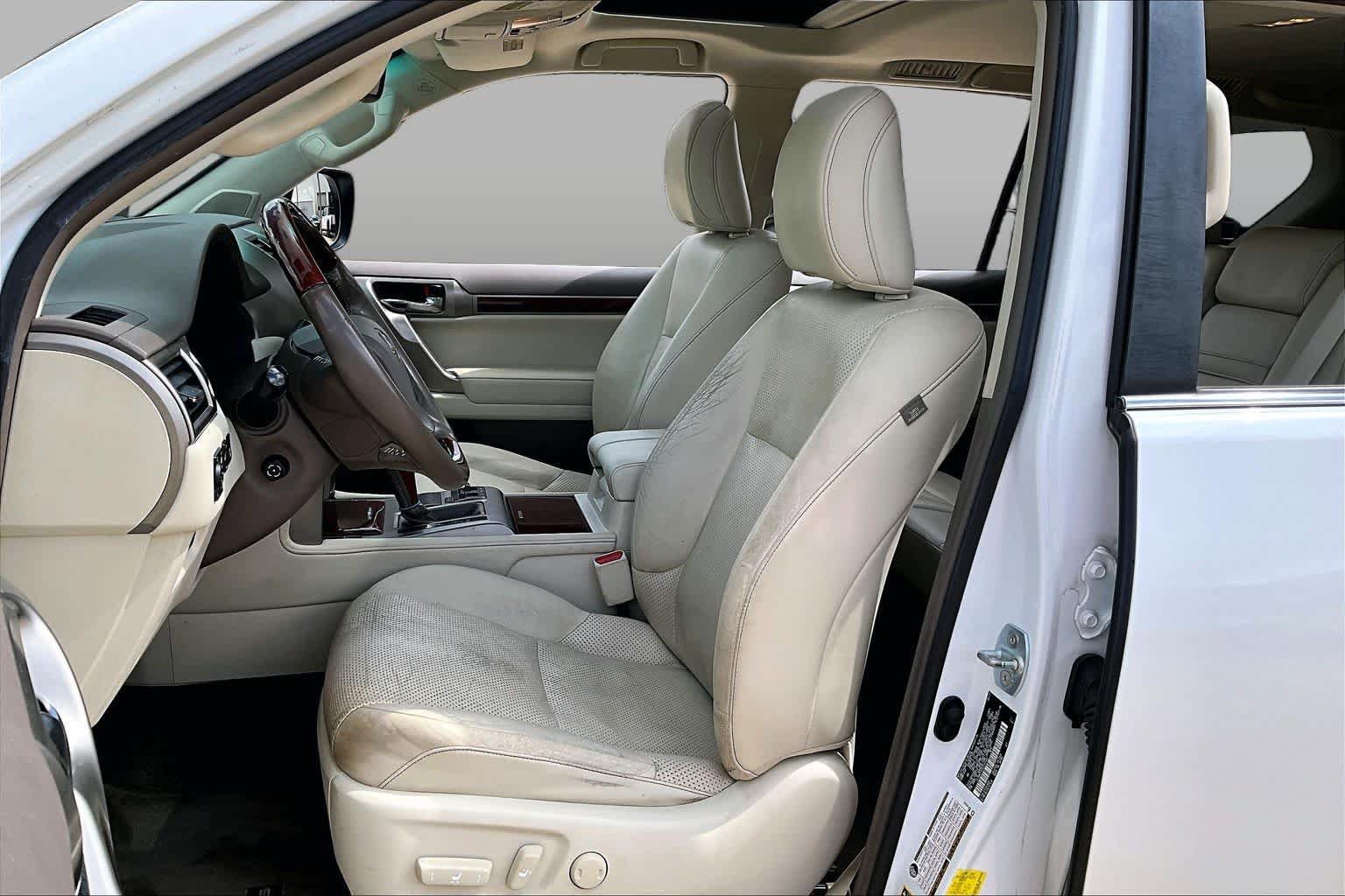Used 2013 Lexus GX 460 w/ Comfort Plus Pkg AWD/4WD image 7