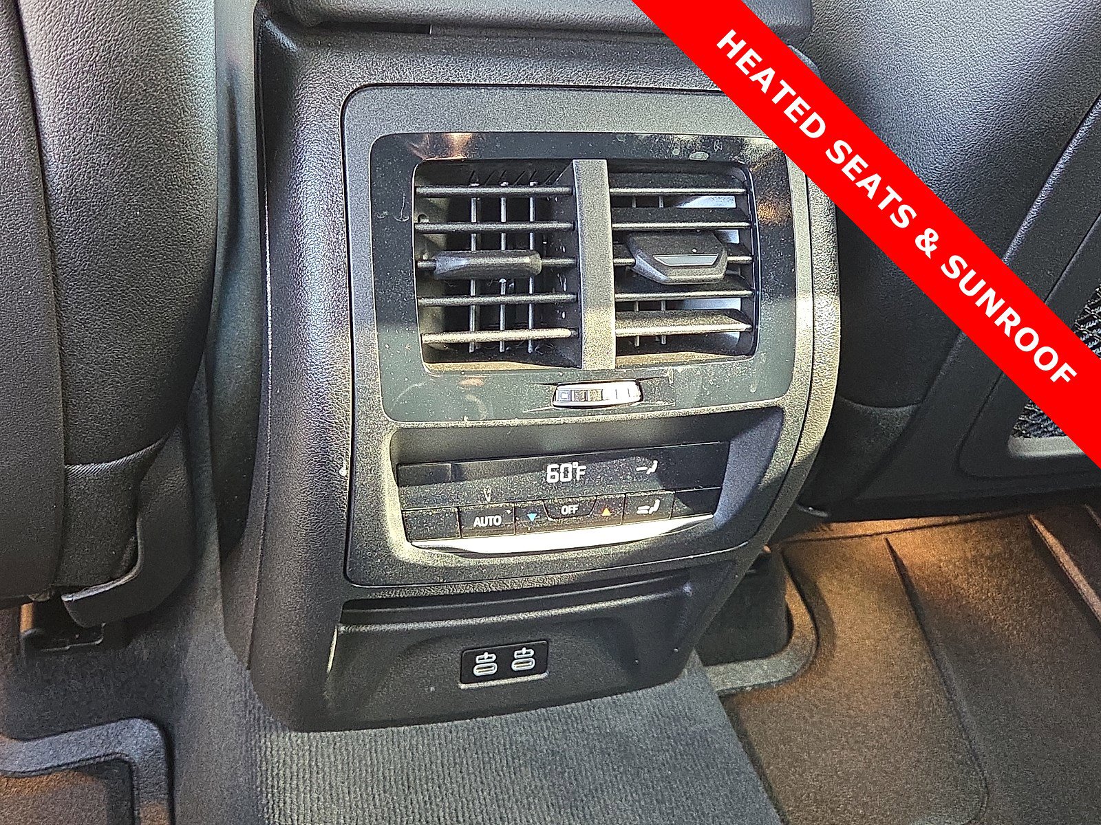 Used 2024 BMW X3 M40i w/ Premium Package image 11