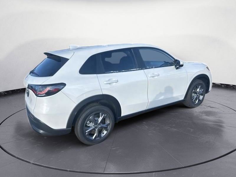 New 2026 Honda HR-V LX image 5
