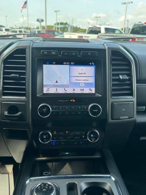 Used 2019 Ford Expedition Max XLT w/ Equipment Group 202A AWD/4WD image 15