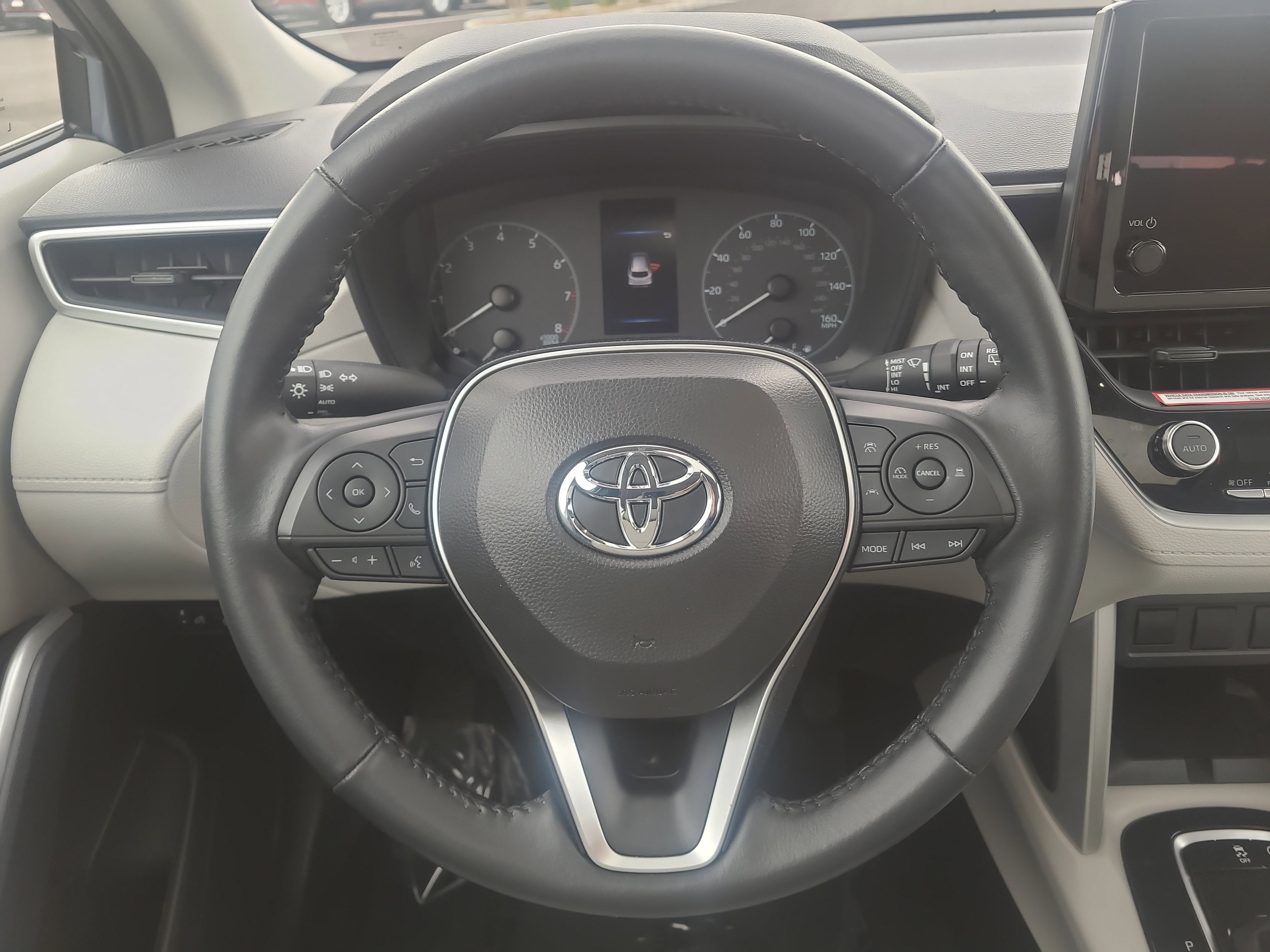 Certified 2024 Toyota Corolla Cross LE w/ Moonroof Package image 22