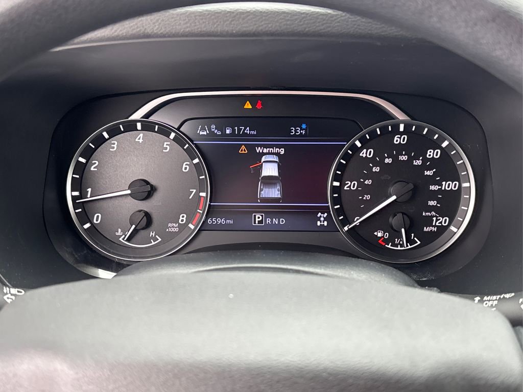 Used 2022 Nissan Frontier SV w/ Technology Package image 18