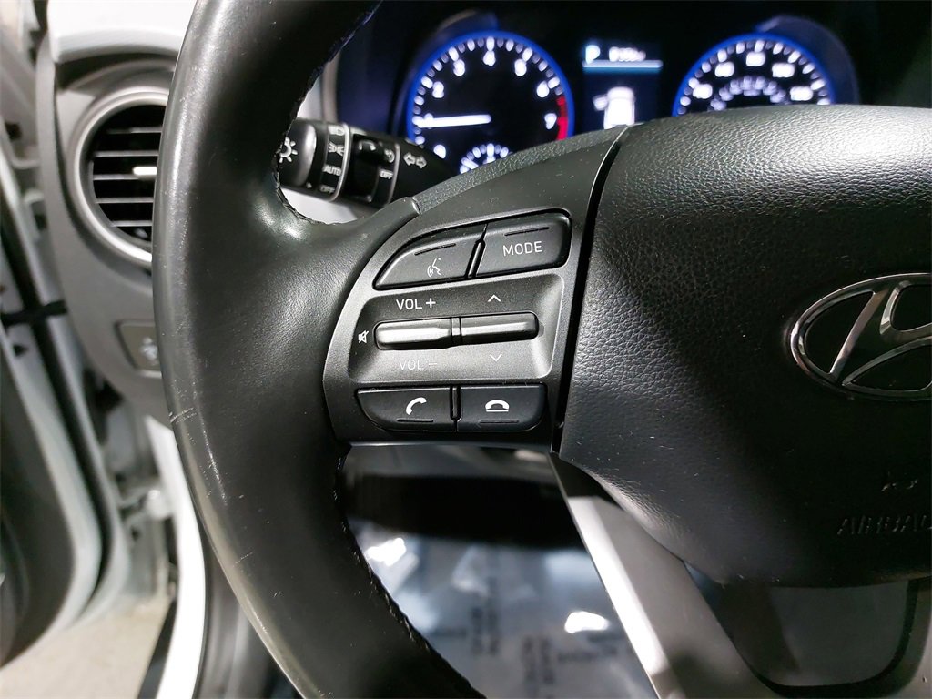 Used 2020 Hyundai Kona Limited image 18