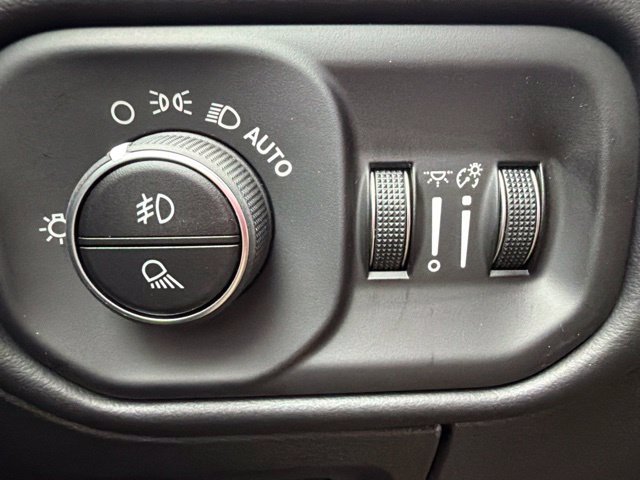 New 2027 RAM 1500 Limited AWD/4WD image 34