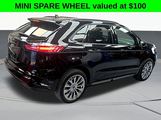 Used 2024 Ford Edge SE w/ Black Appearance Package image 7