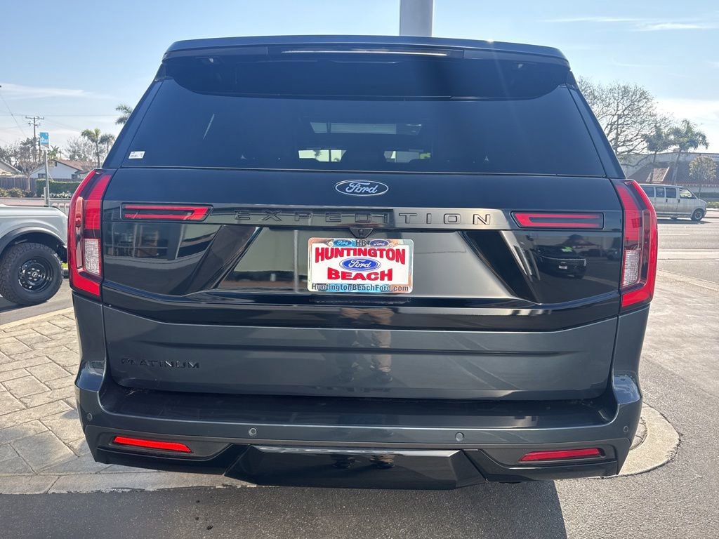 Used 2025 Ford Expedition Platinum w/ Stealth Performance Package AWD/4WD image 10