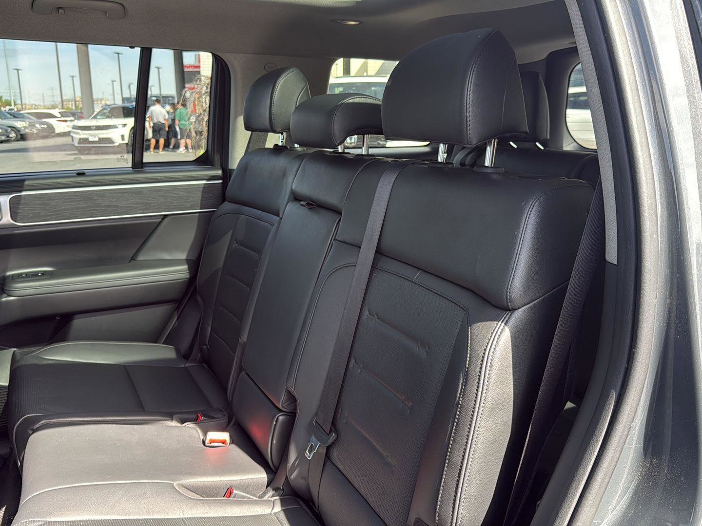Used 2025 Hyundai Santa Fe Limited FWD image 26