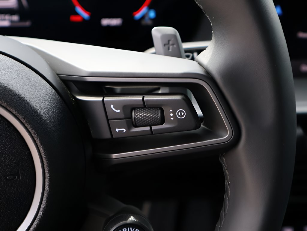 Certified 2025 Porsche 911 Carrera RWD image 27