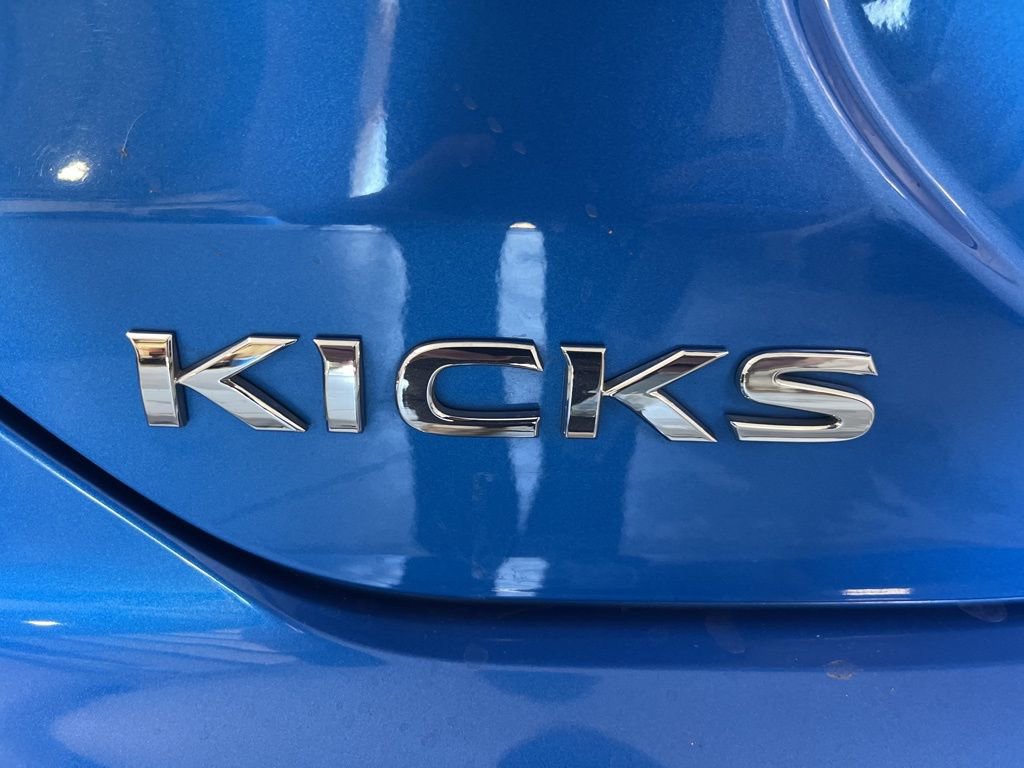 Used 2021 Nissan Kicks S image 42