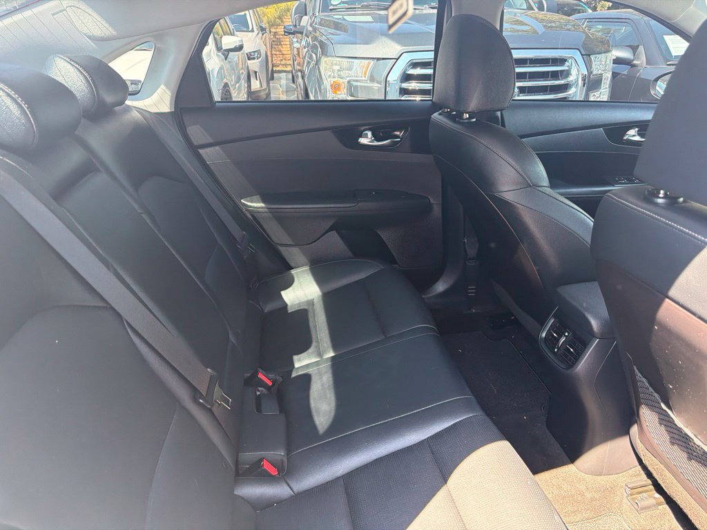 Used 2021 Kia Forte EX FWD image 4