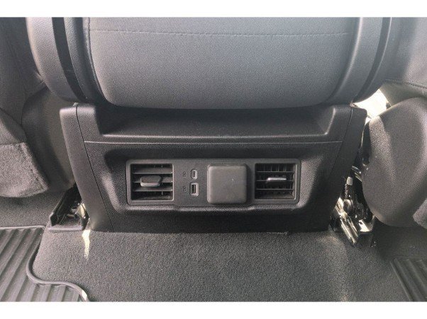 Used 2025 Chevrolet Silverado 1500 LT RWD image 4