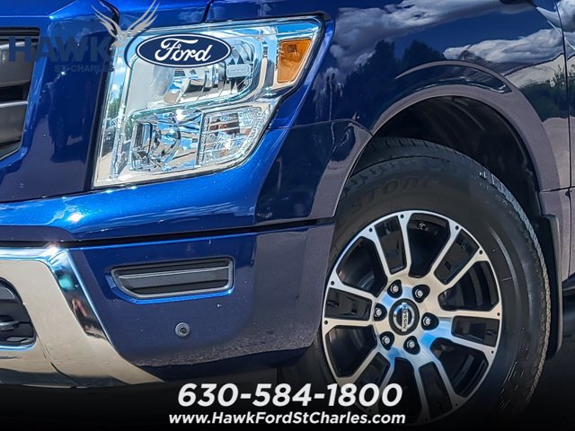 Used 2021 Nissan Titan SV w/ SV Convenience Package AWD/4WD image 3