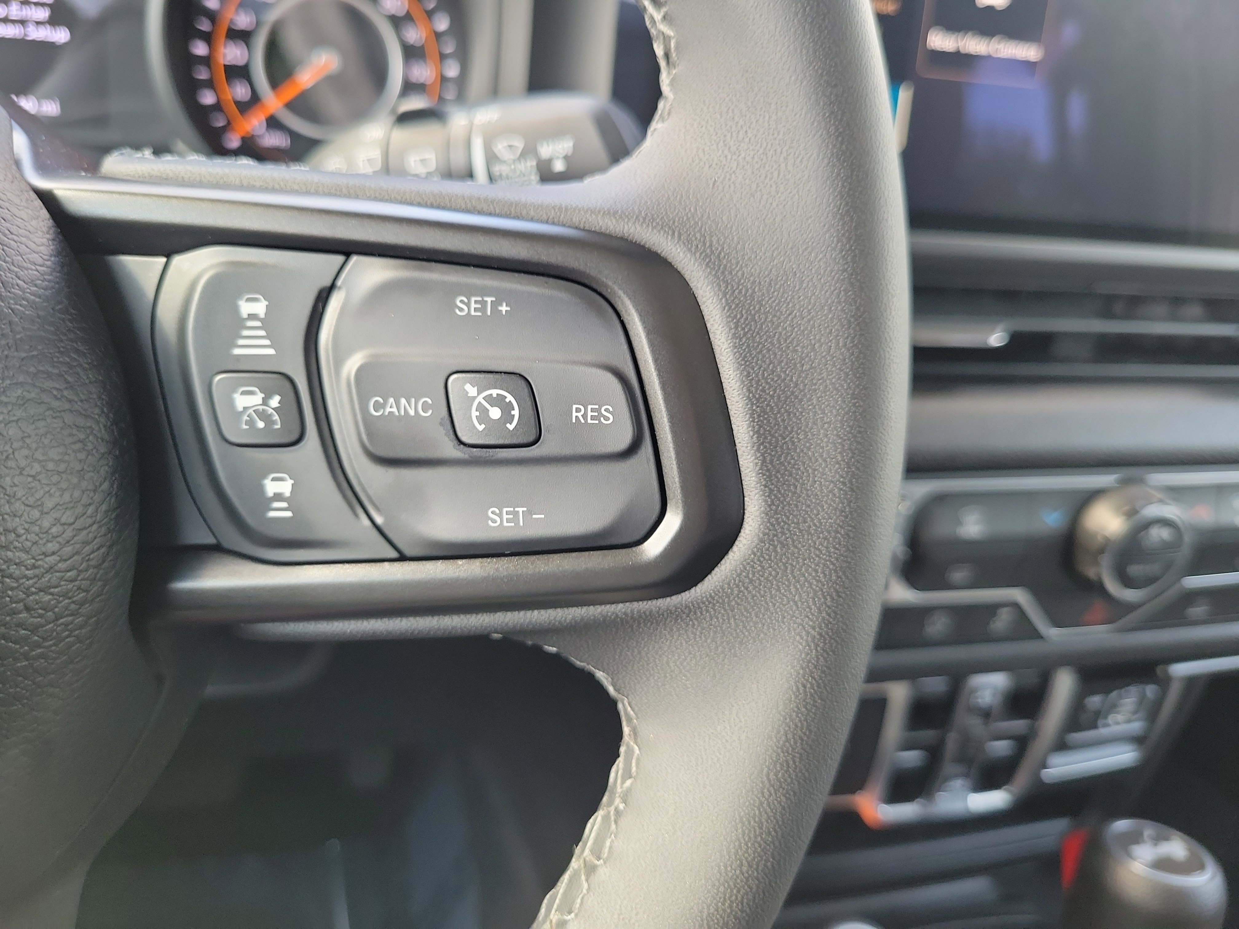 Used 2025 Jeep Wrangler Unlimited Sport AWD/4WD image 17