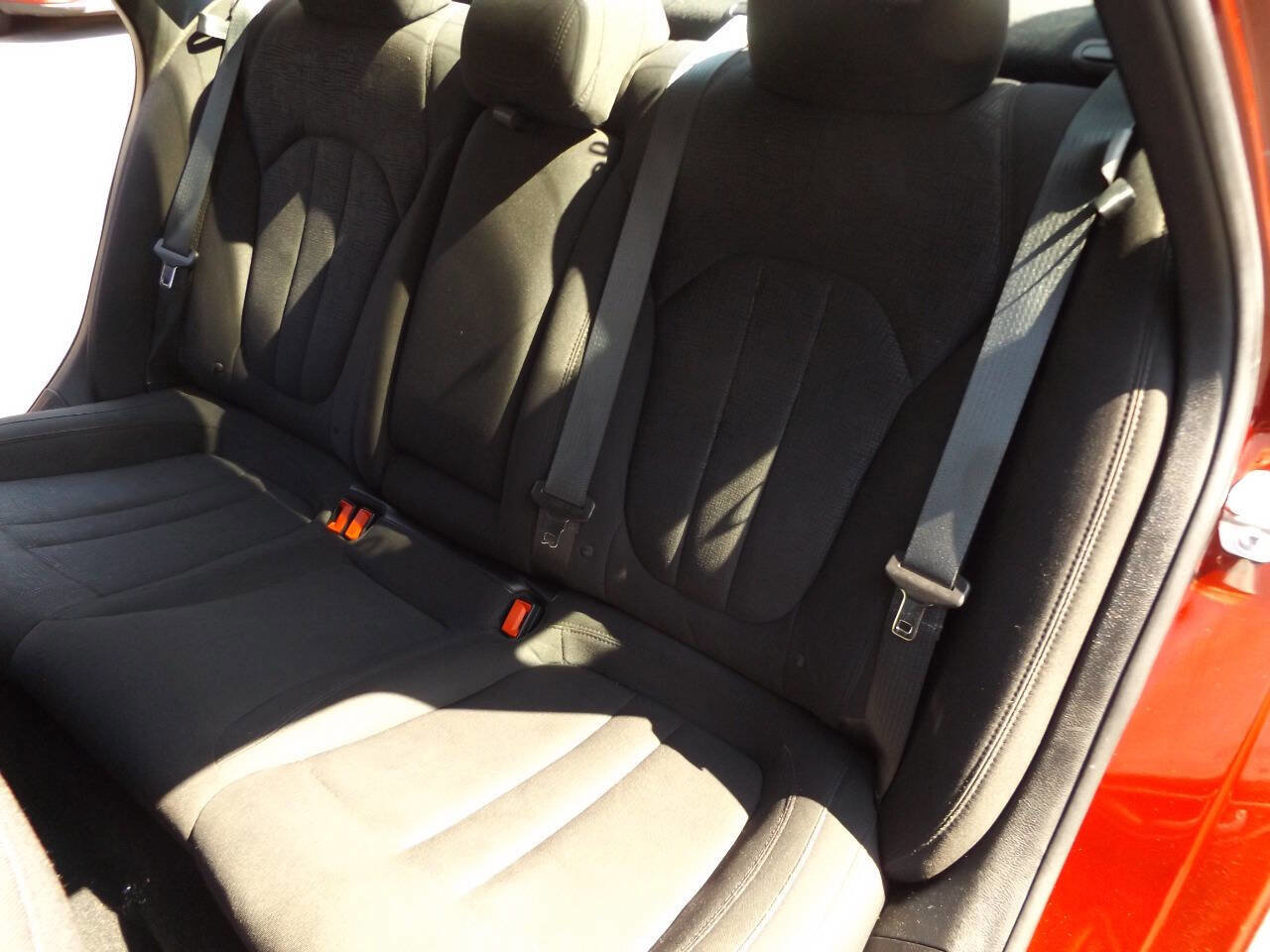 Used 2015 Chrysler 200 Limited w/ Convenience Group image 16