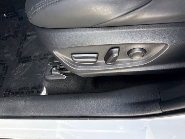 Used 2026 Toyota Corolla Cross XSE w/ Convenience Package image 12