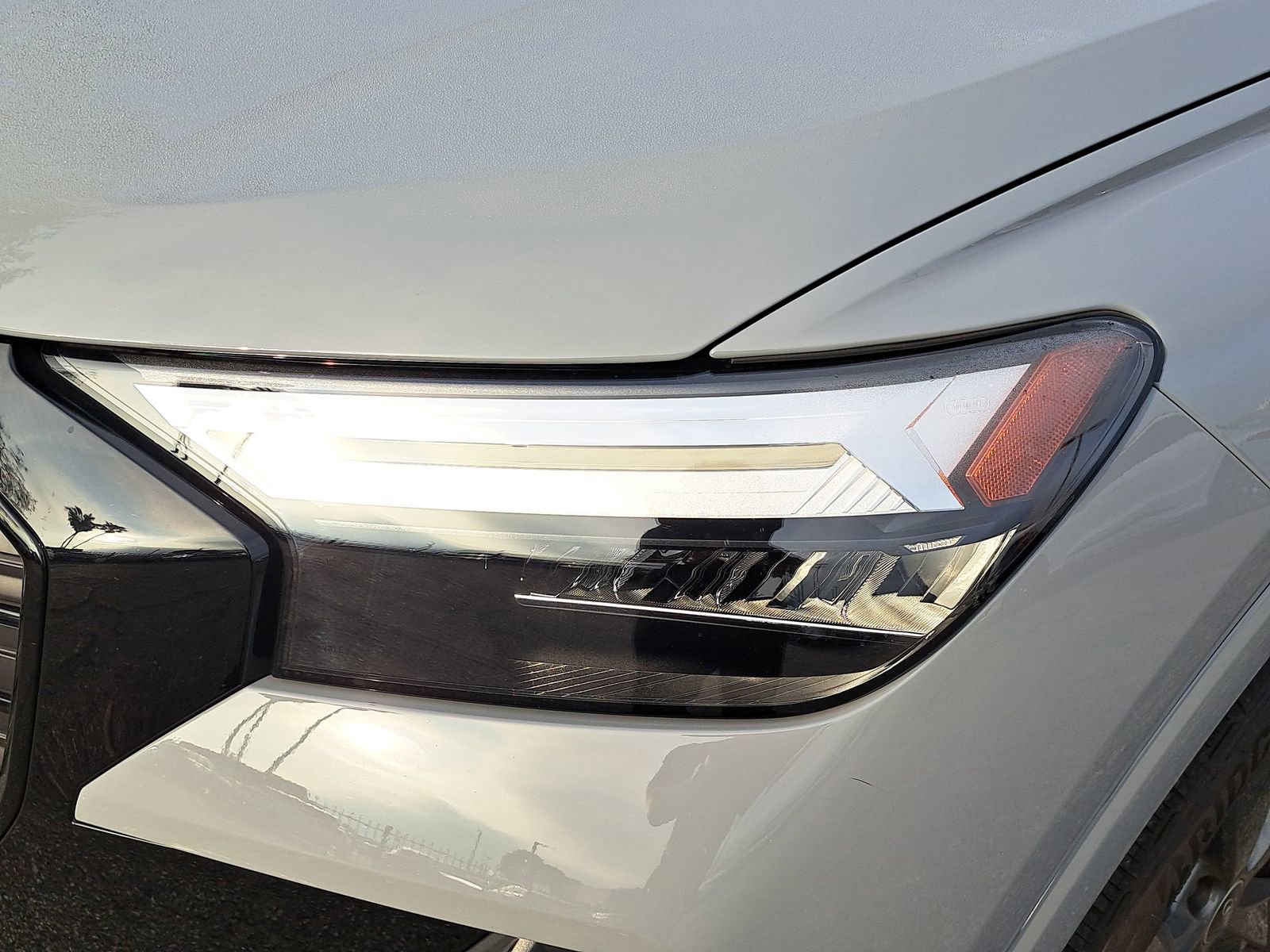 Used 2023 Audi Q4 e-tron Premium Plus w/ Premium Plus image 8