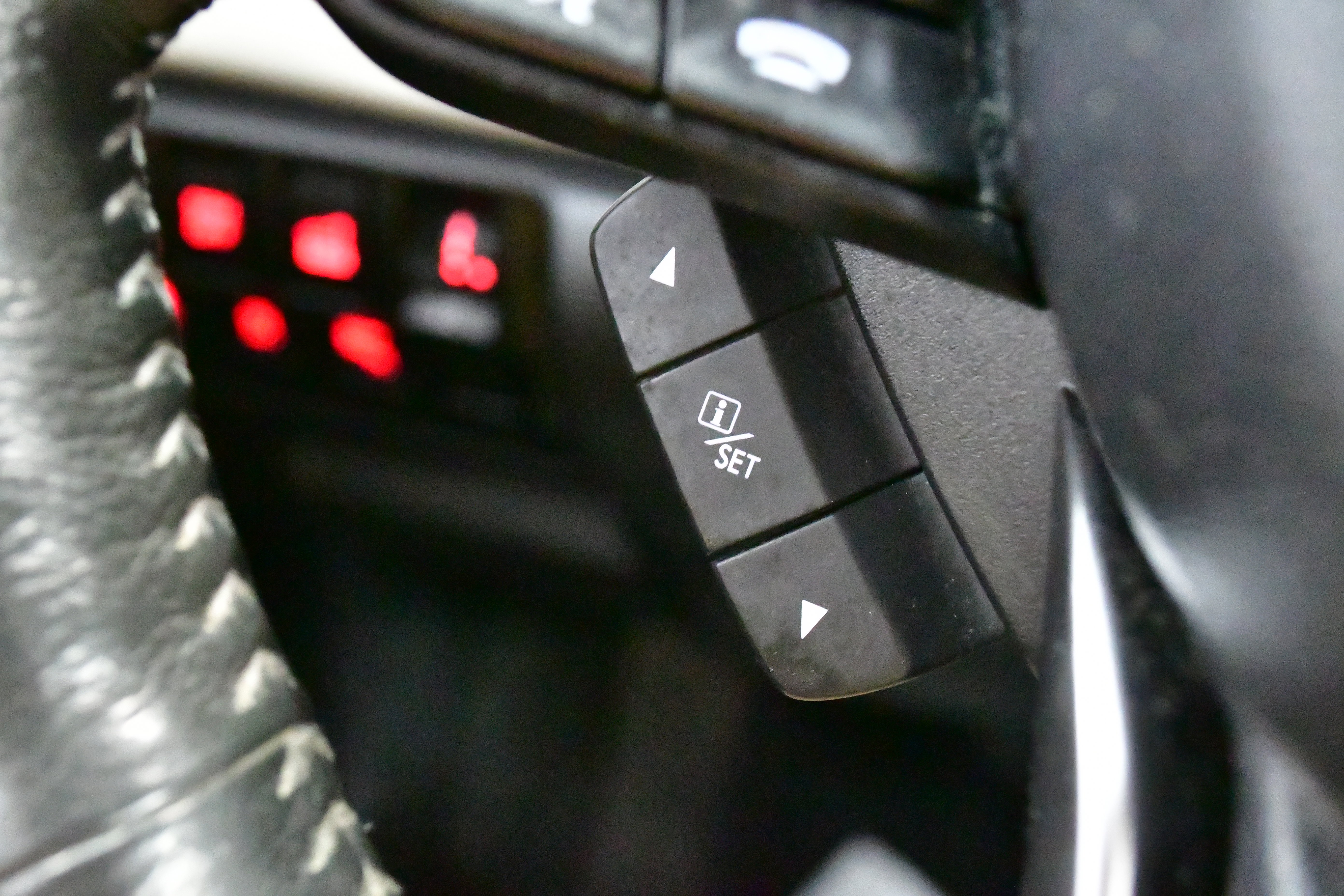 Used 2022 Subaru Forester Limited image 42