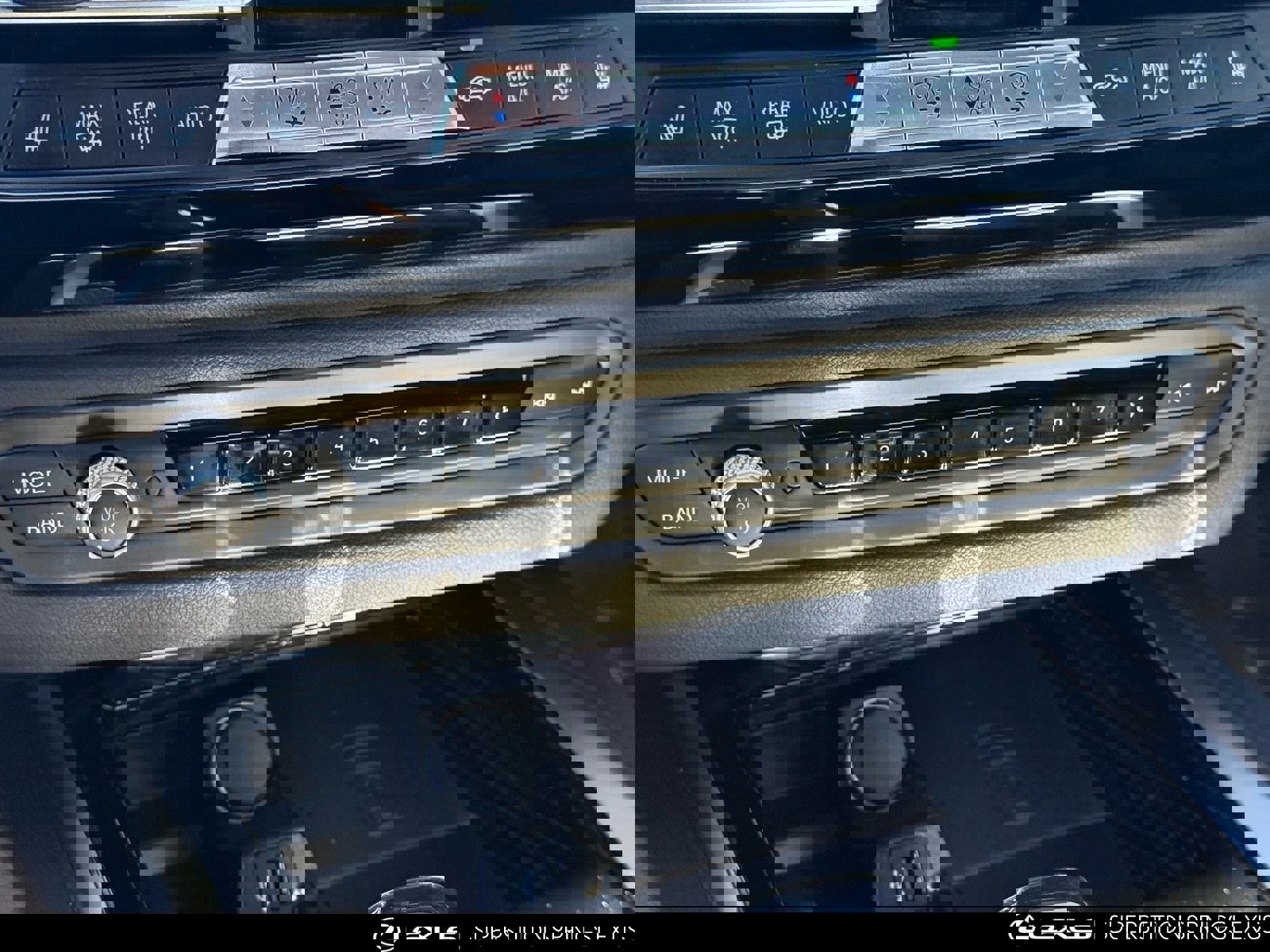 Used 2020 BMW Z4 sDrive30i w/ Premium Package image 27