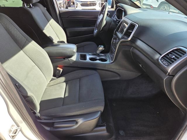 Used 2019 Jeep Grand Cherokee Laredo image 15