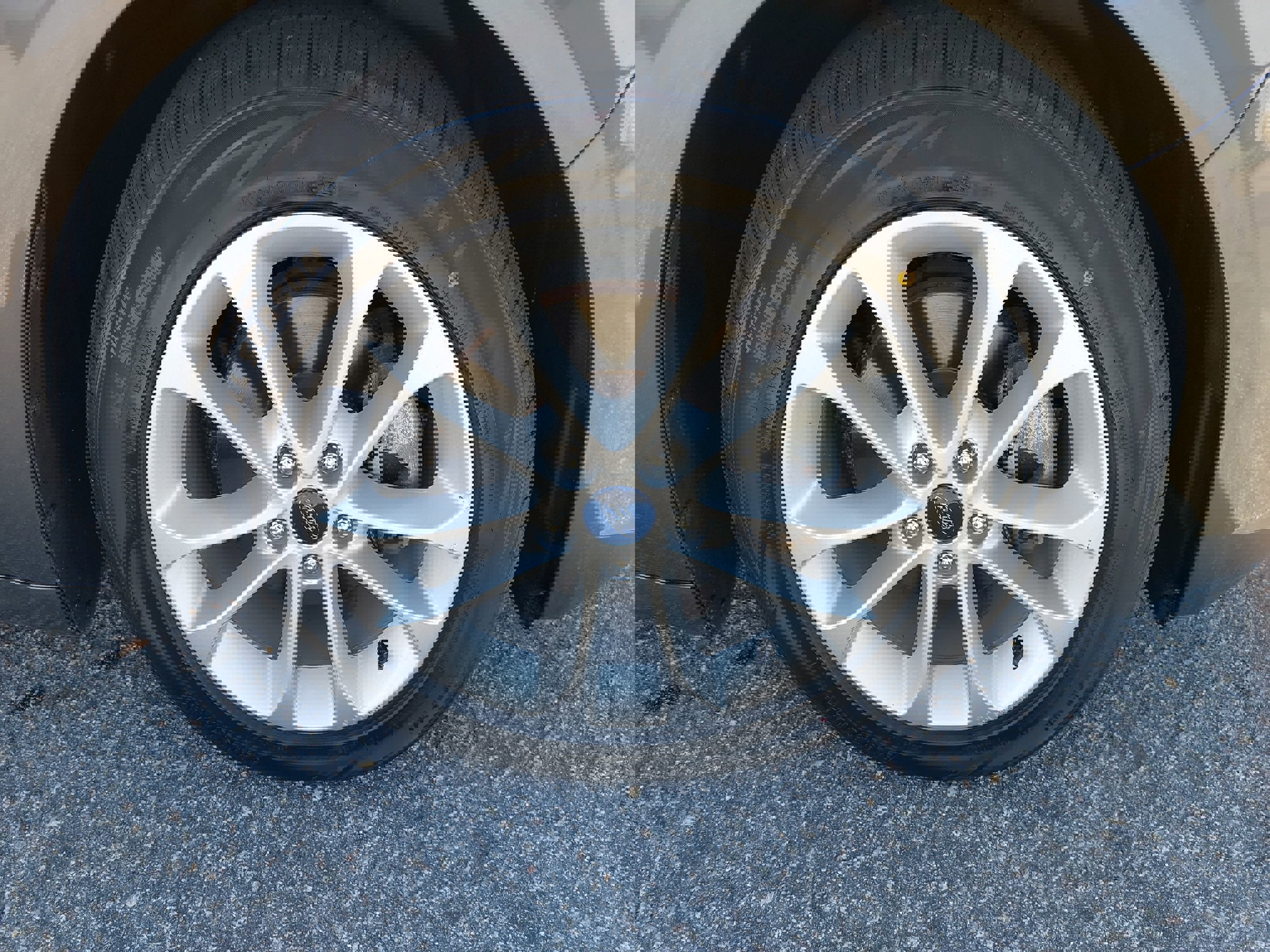 Used 2020 Ford Fusion SE image 35