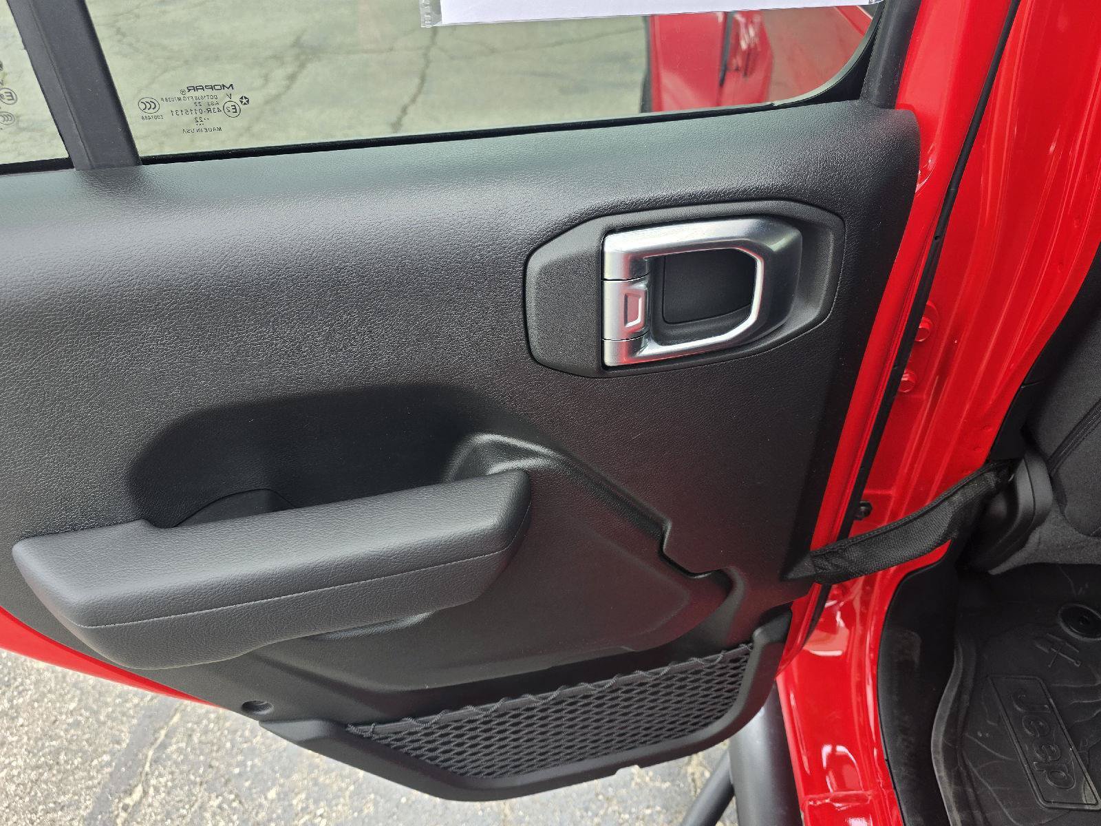 Used 2022 Jeep Gladiator Sport AWD/4WD image 26