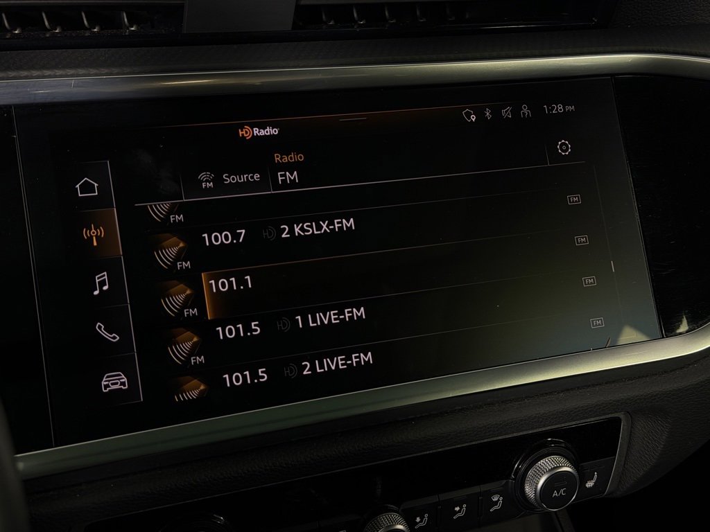 Used 2023 Audi Q3 2.0T Premium image 17