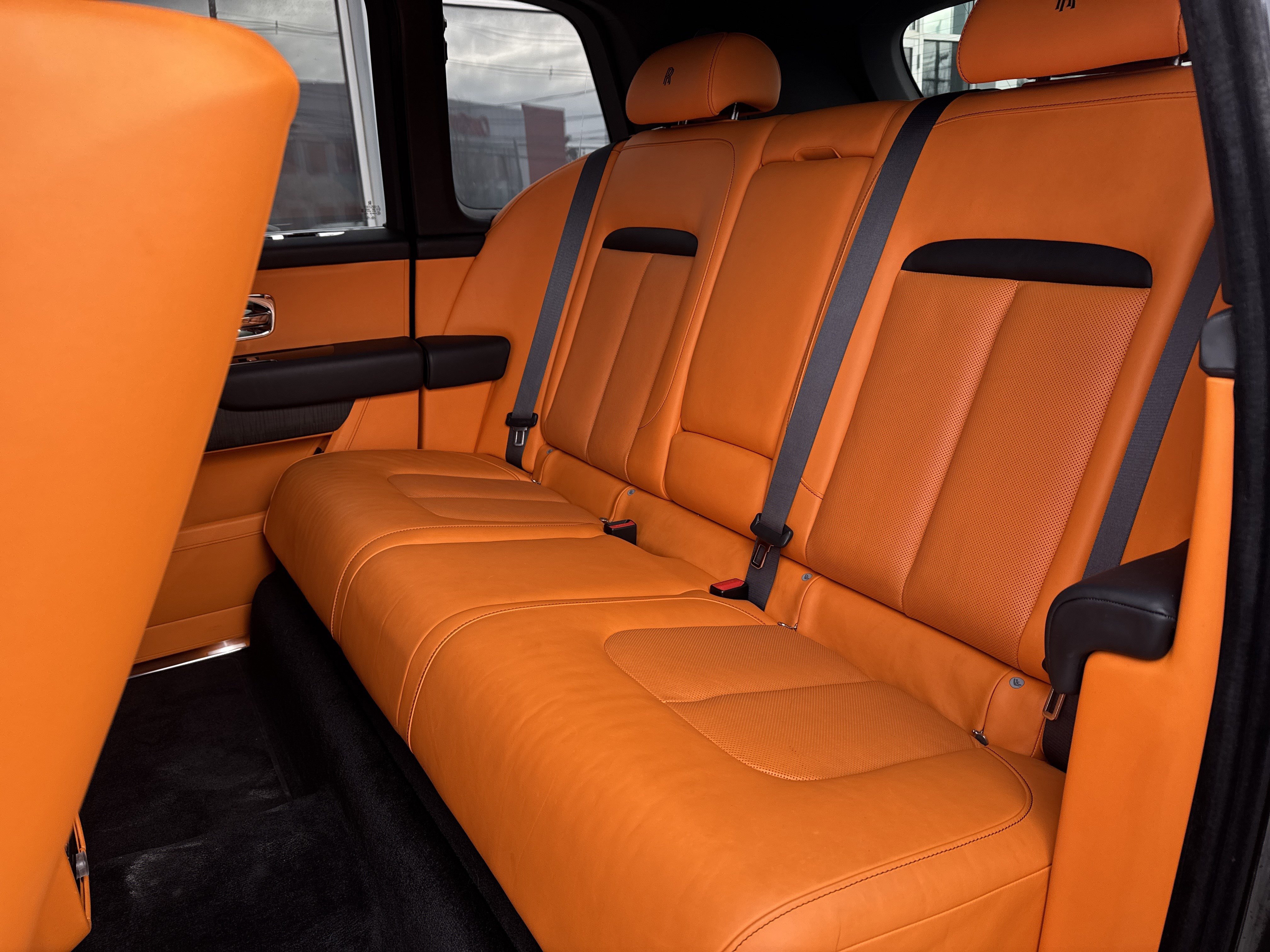 Certified 2024 Rolls-Royce Cullinan image 26