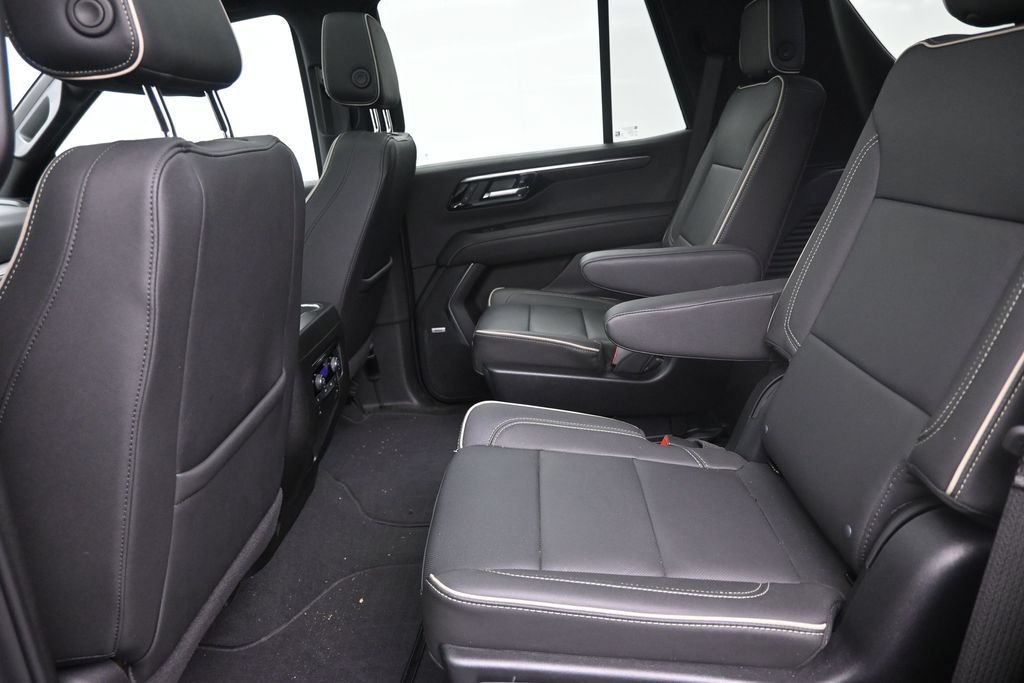 Used 2025 Chevrolet Tahoe Premier w/ Sun And Tow Package RWD image 15