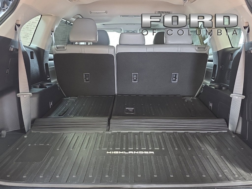 Used 2022 Toyota Highlander XLE image 20