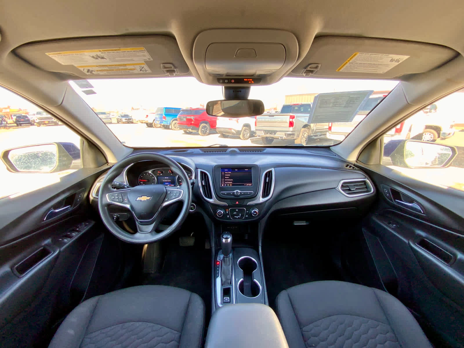 Used 2020 Chevrolet Equinox LT image 29