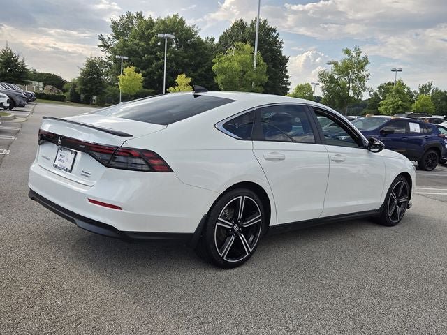 Used 2024 Honda Accord Sport image 8