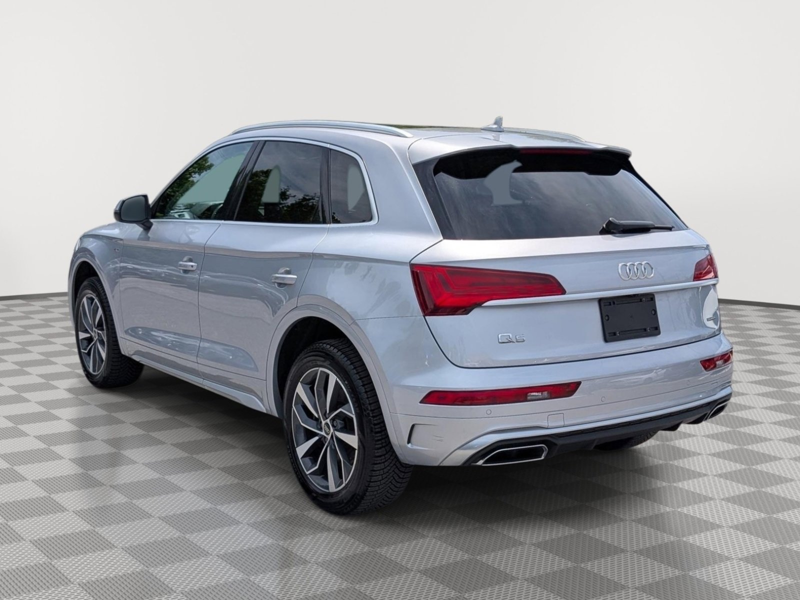 Used 2024 Audi Q5 2.0T Premium Plus AWD/4WD image 3