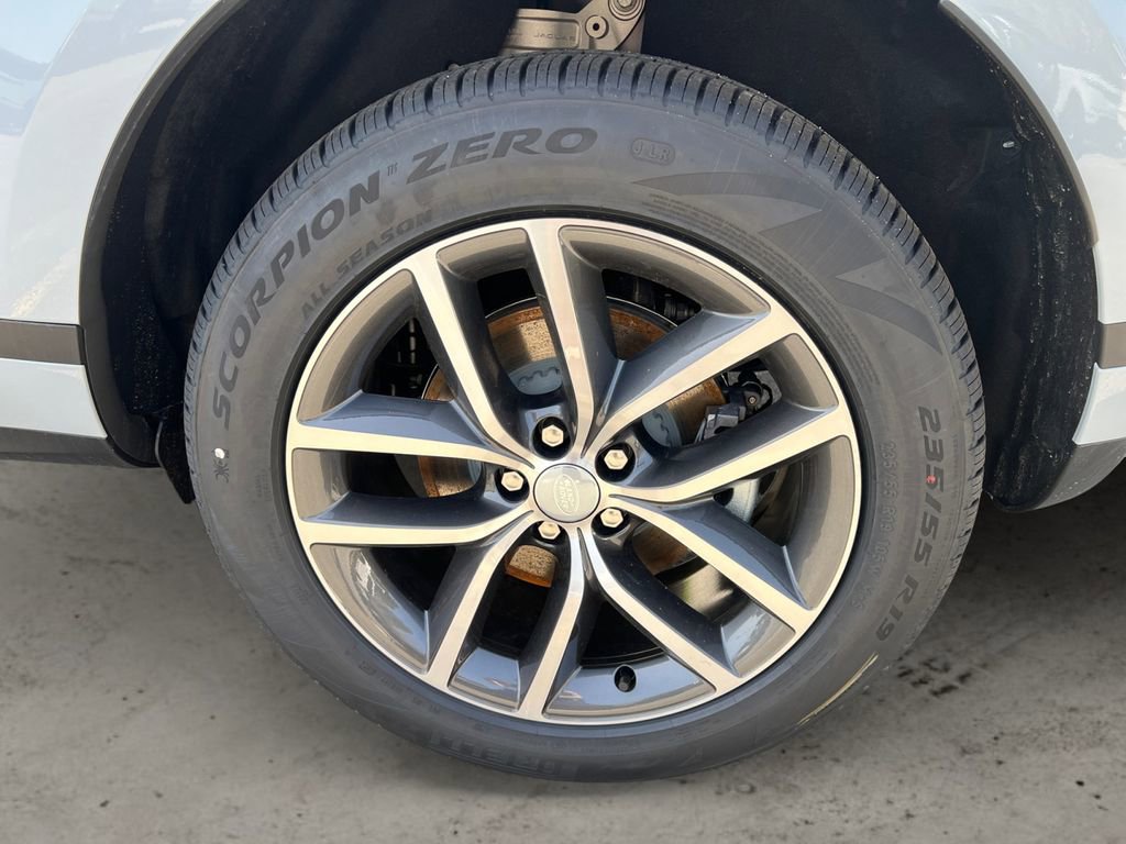 New 2026 Land Rover Range Rover Evoque S image 10