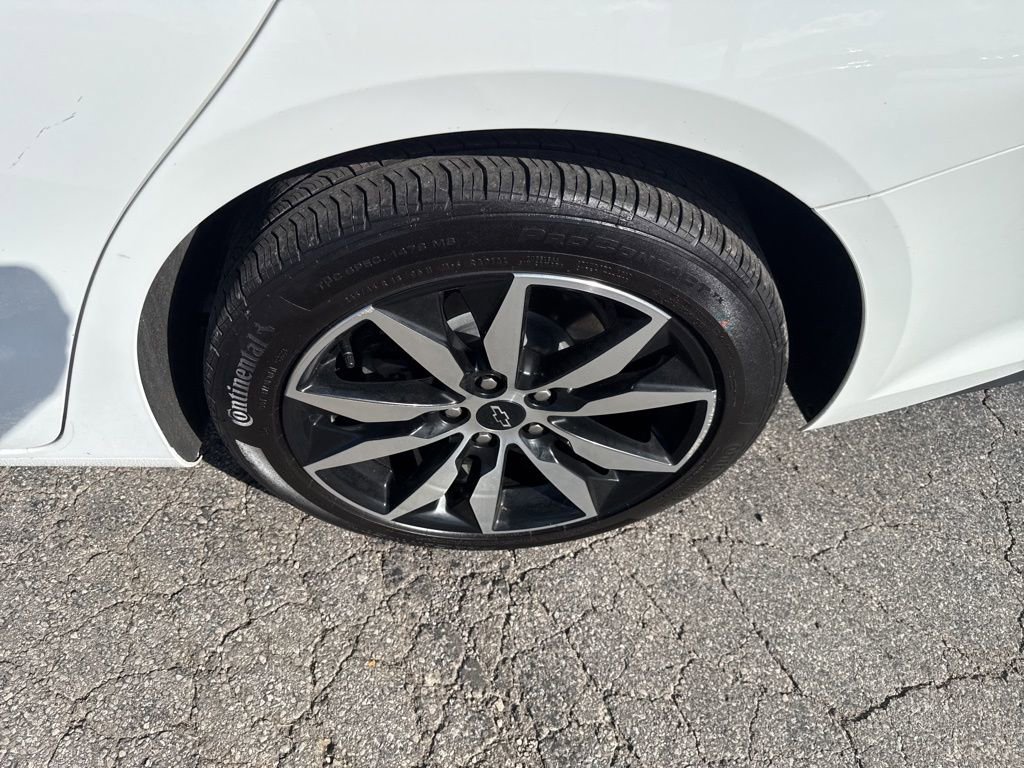 Used 2024 Chevrolet Malibu RS w/ LPO, Floor Liner Package image 12